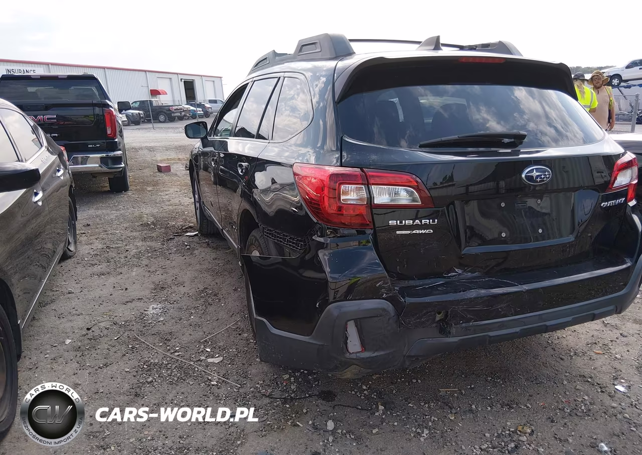 2018 Subaru Outback 2.5I Premium VIN:4S4BSAFC0J3314205 - 6