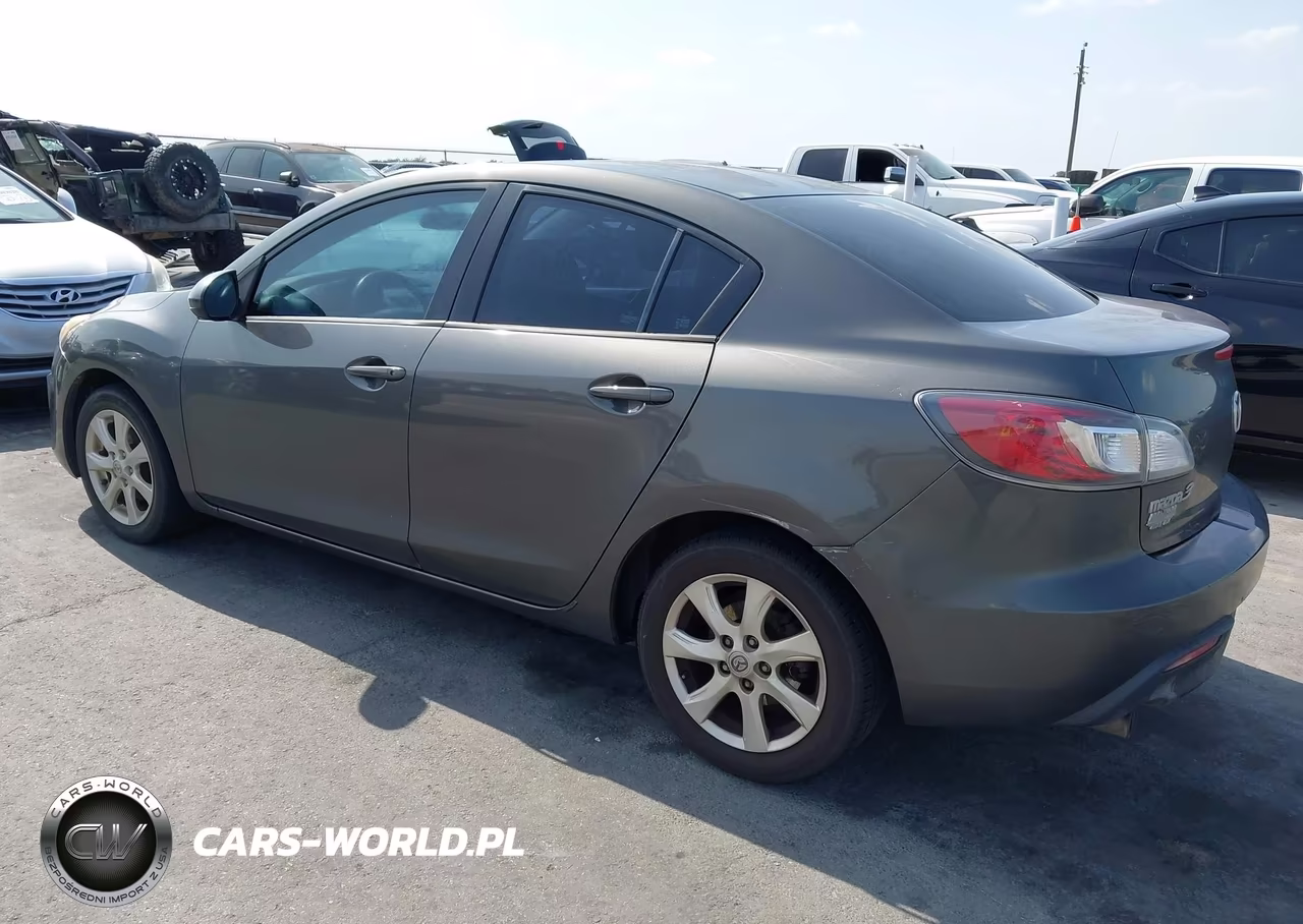 2011 Mazda Mazda3 I Touring VIN:JM1BL1VG6B1401870 - 3