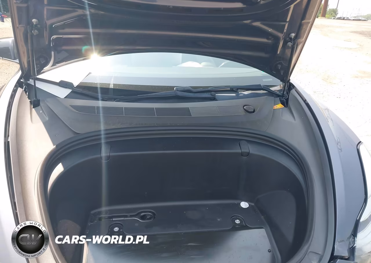 2018 Tesla Model 3 Long Range-Mid Range VIN:5YJ3E1EAXJF158984 - 10