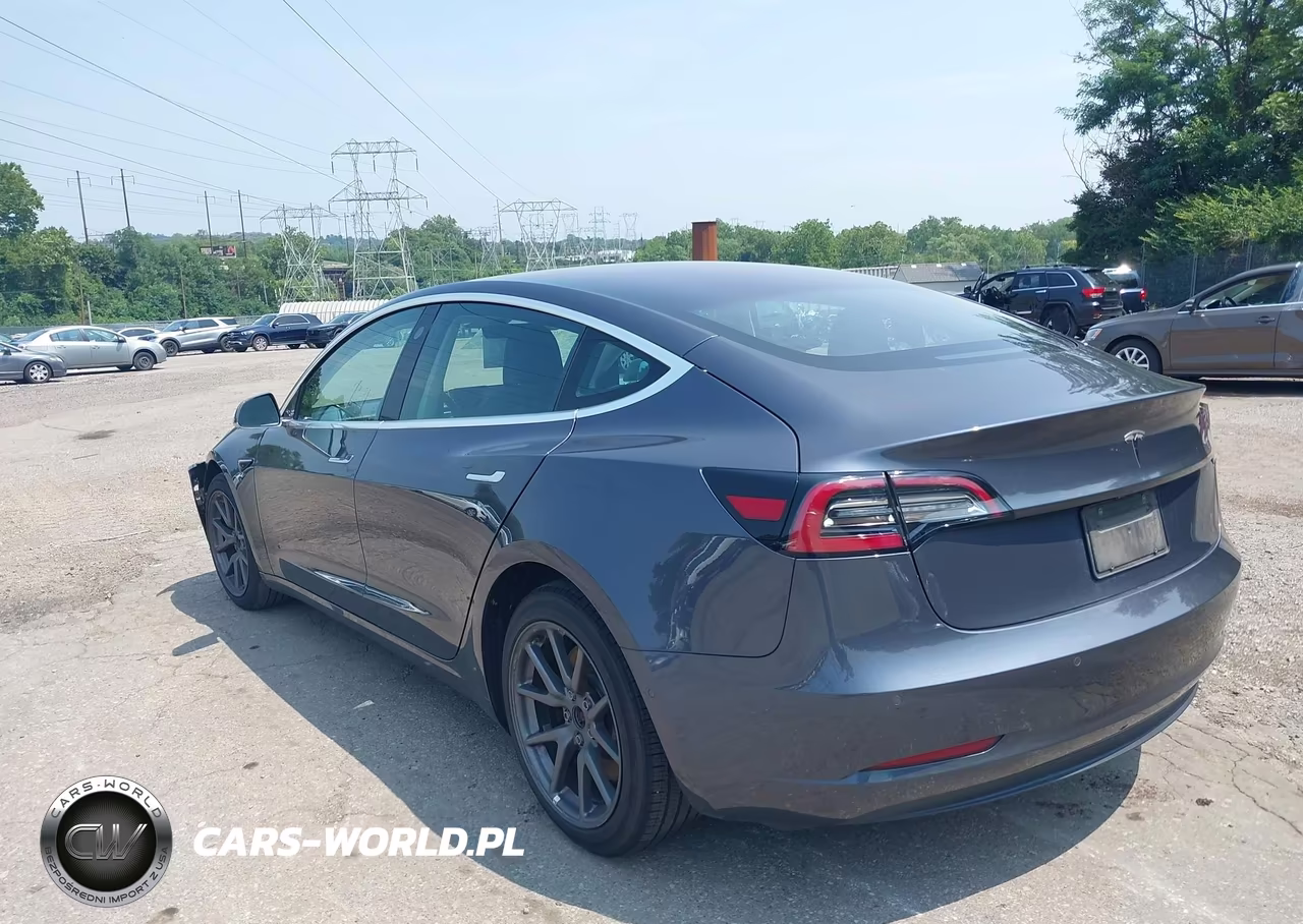 2018 Tesla Model 3 Long Range-Mid Range VIN:5YJ3E1EAXJF158984 - 3