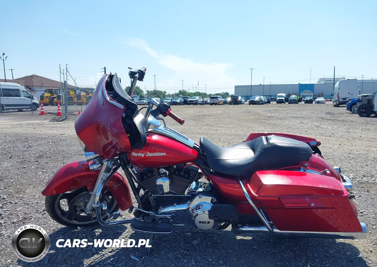 2012 Harley-Davidson Flhx Street Glide VIN:1HD1KBM19CB693400 - 13
