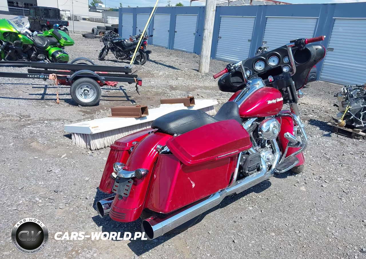 2012 Harley-Davidson Flhx Street Glide VIN:1HD1KBM19CB693400 - 4