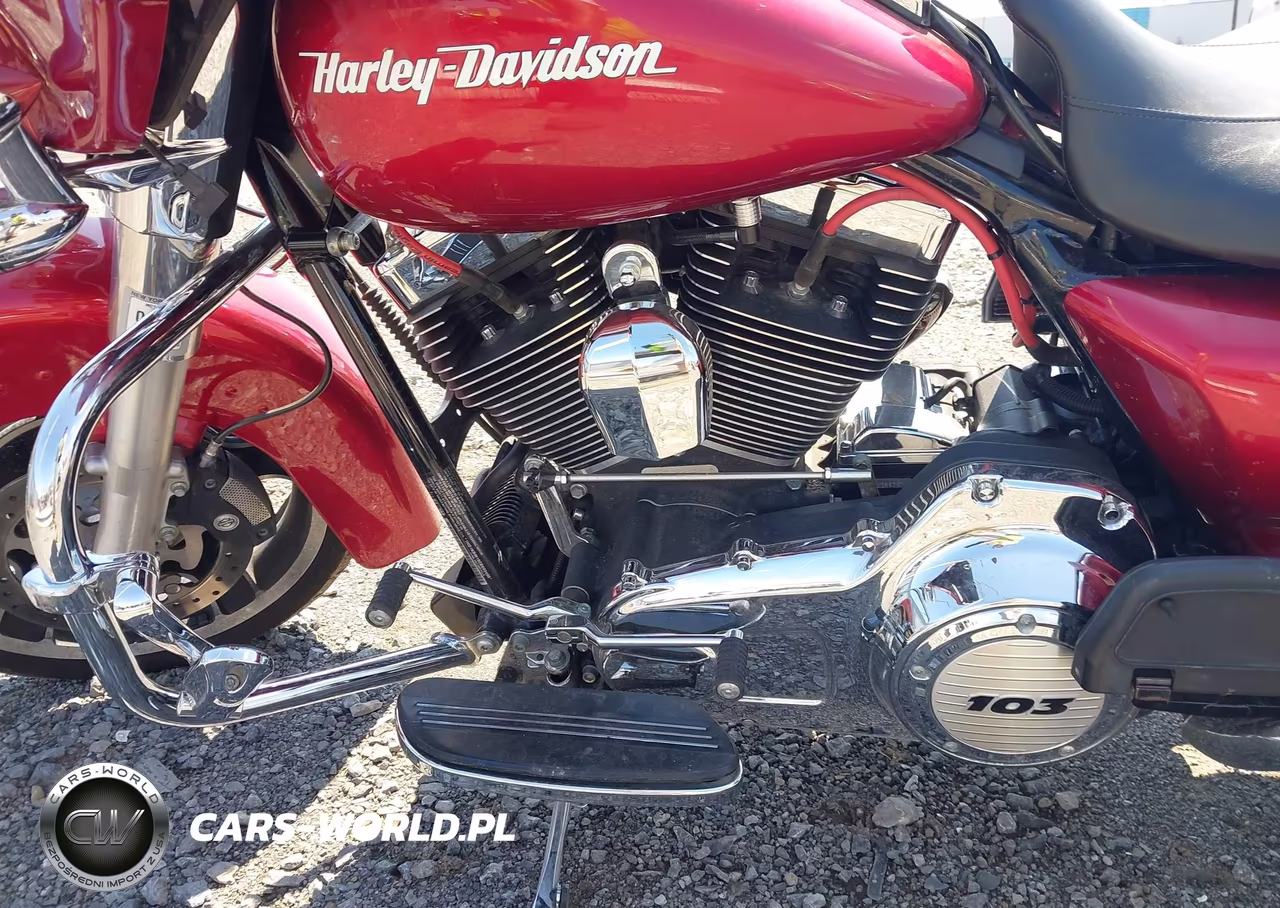 2012 Harley-Davidson Flhx Street Glide VIN:1HD1KBM19CB693400 - 9