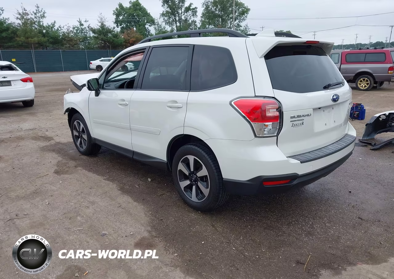 2018 Subaru Forester 2.5I Premium VIN:JF2SJAGC1JH413531 - 3