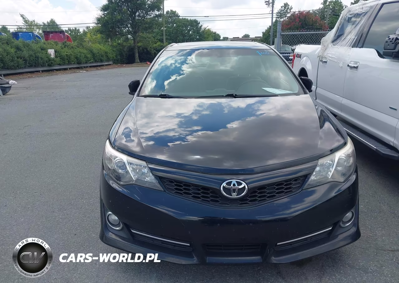 2014 Toyota Camry Se Sport VIN:4T1BF1FK5EU798030 - 12
