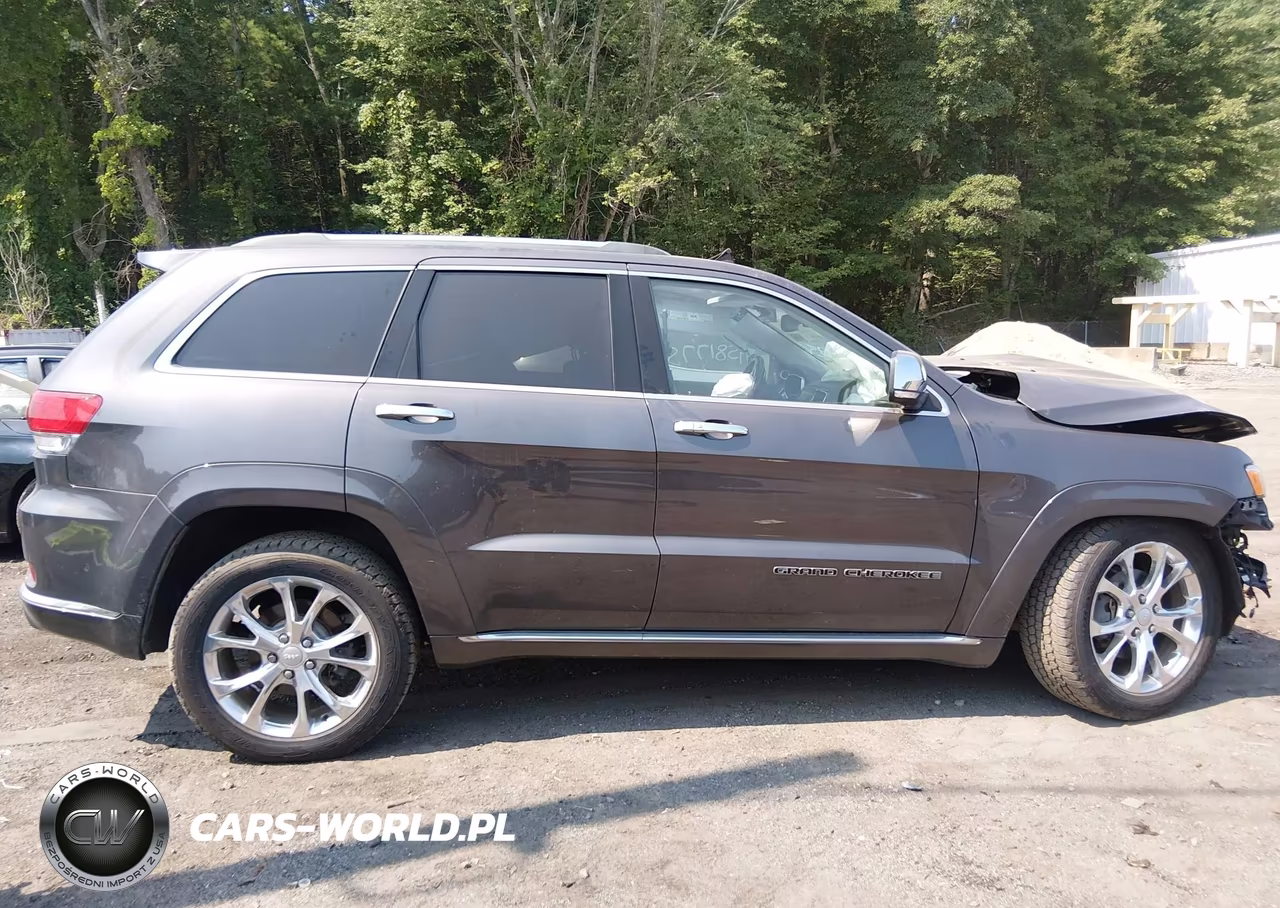 2019 Jeep Grand Cherokee Summit 4X4 VIN:1C4RJFJG3KC730635 - 13