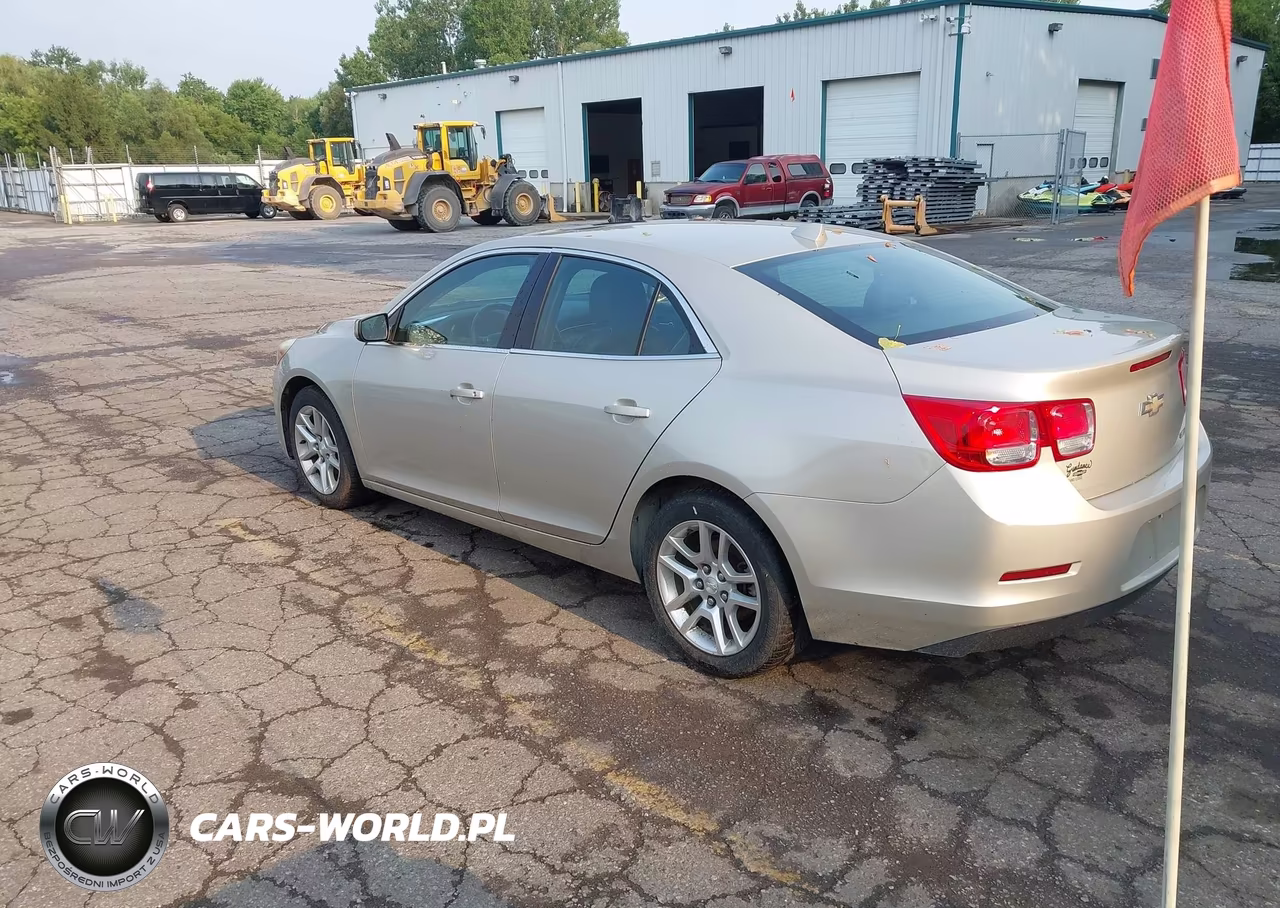 2014 Chevrolet Malibu 1Lt VIN:1G11C5SLXEF189527 - 3