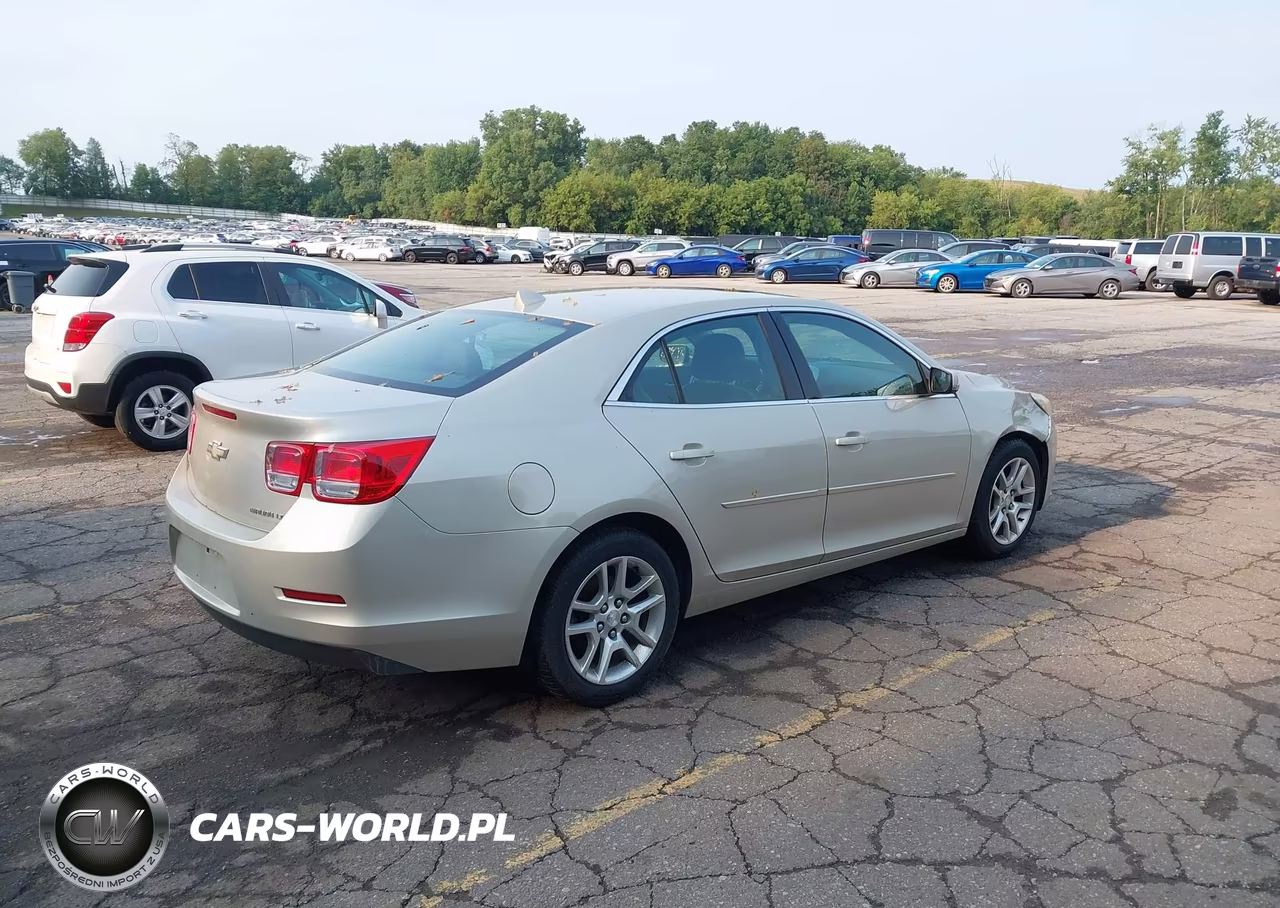 2014 Chevrolet Malibu 1Lt VIN:1G11C5SLXEF189527 - 4