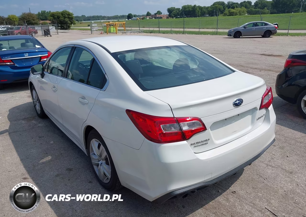 2018 Subaru Legacy 2.5I VIN:4S3BNAA63J3024439 - 3