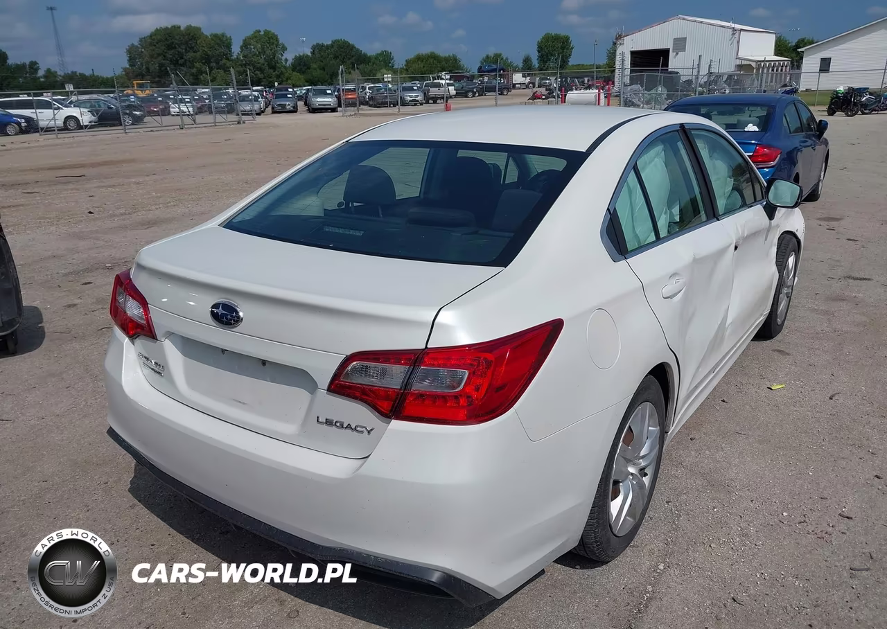 2018 Subaru Legacy 2.5I VIN:4S3BNAA63J3024439 - 4