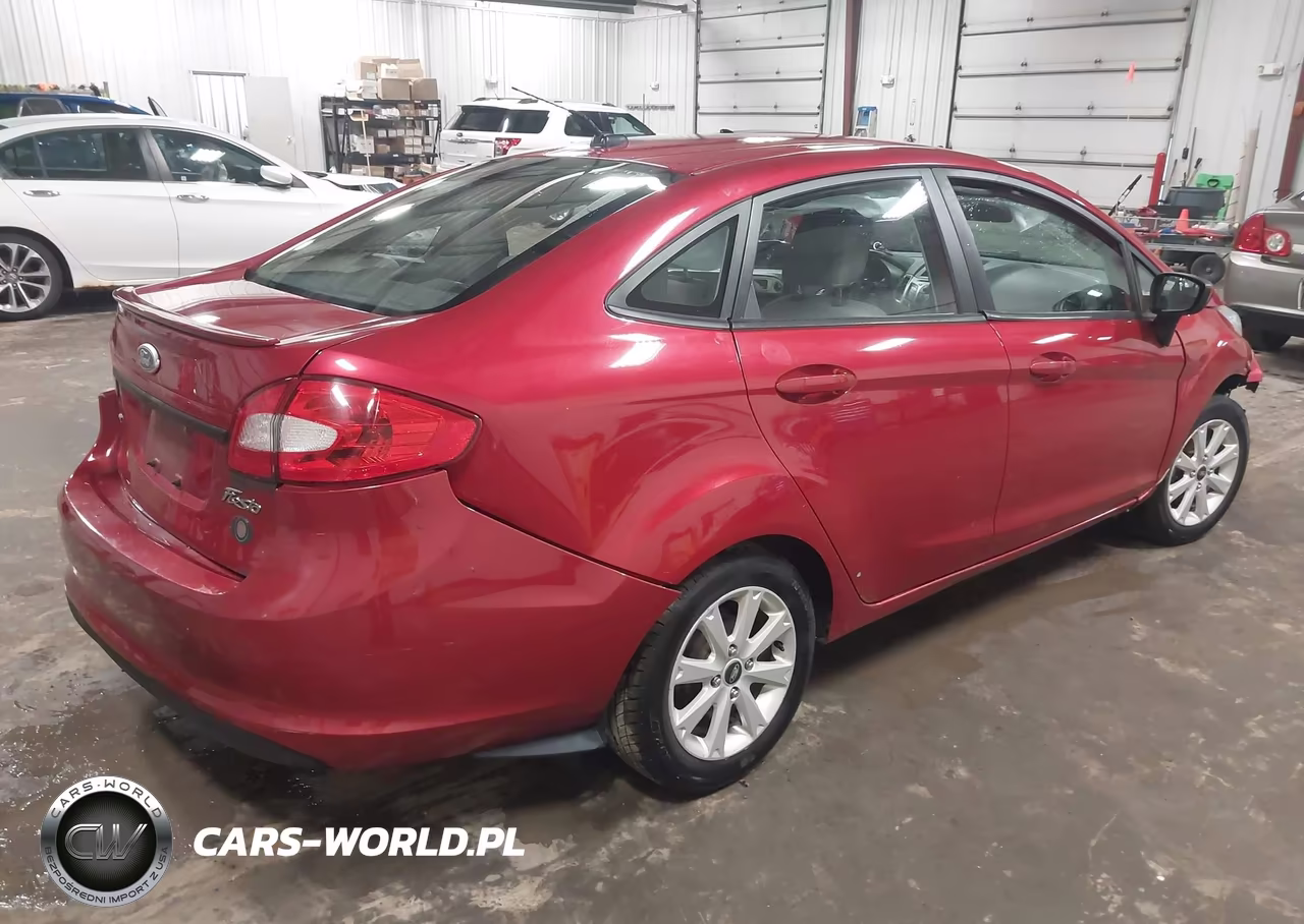 2011 Ford Fiesta Se VIN:3FADP4BJ5BM147849 - 4