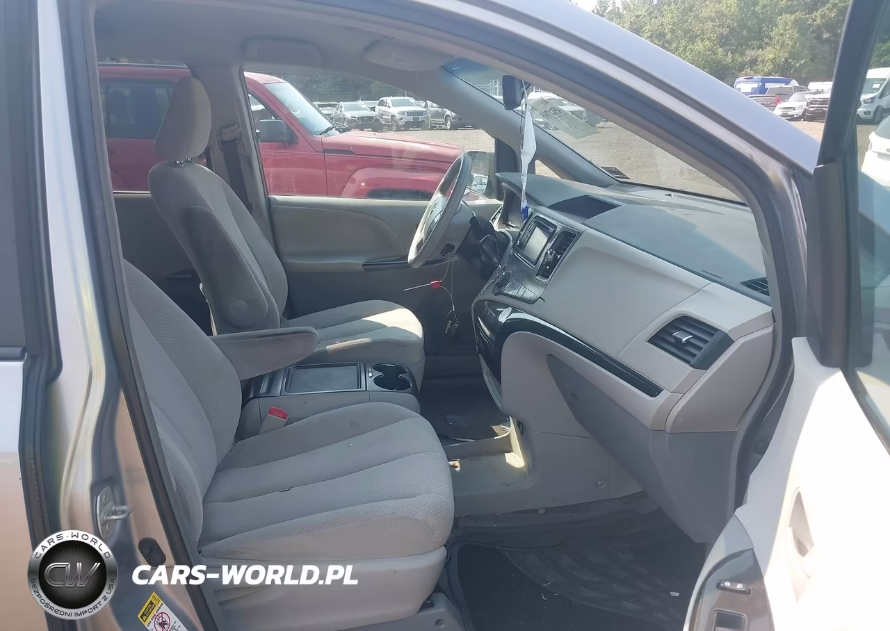 2013 Toyota Sienna Le V6 8 Passenger VIN:5TDKK3DC8DS395105 - 5