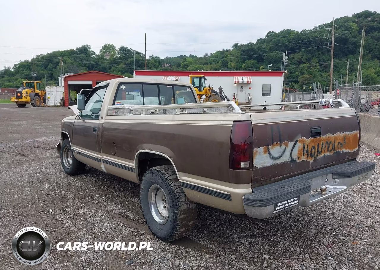 1988 Chevrolet Gmt-400 C1500 VIN:1GCDC14K4JE197107 - 3