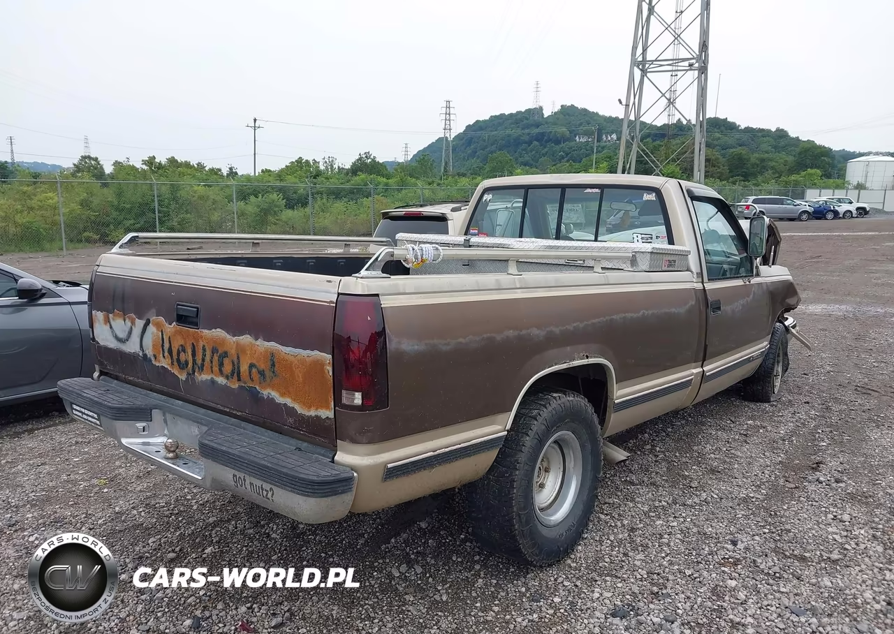 1988 Chevrolet Gmt-400 C1500 VIN:1GCDC14K4JE197107 - 4