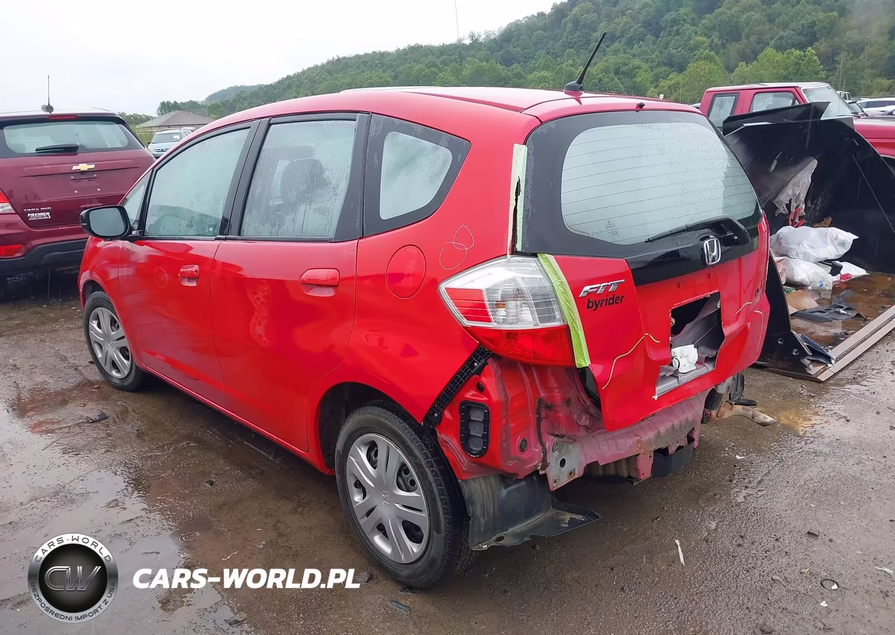 2010 Honda Fit VIN:JHMGE8H2XAC004611 - 3