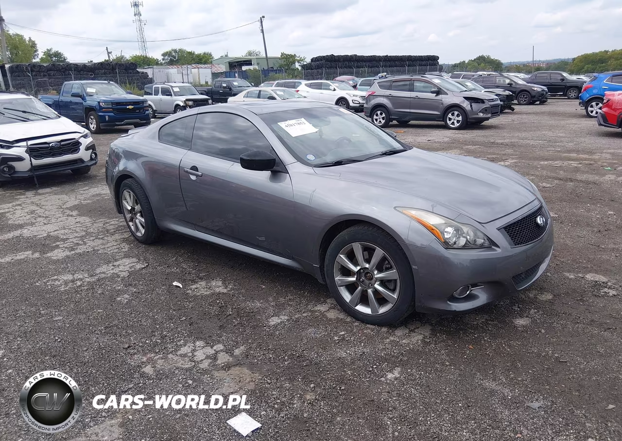 2015 Infiniti Q60 – zdjęcie 1 z 17