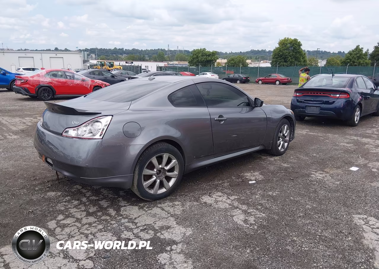 2015 Infiniti Q60 VIN:JN1CV6EL6FM891100 - 4