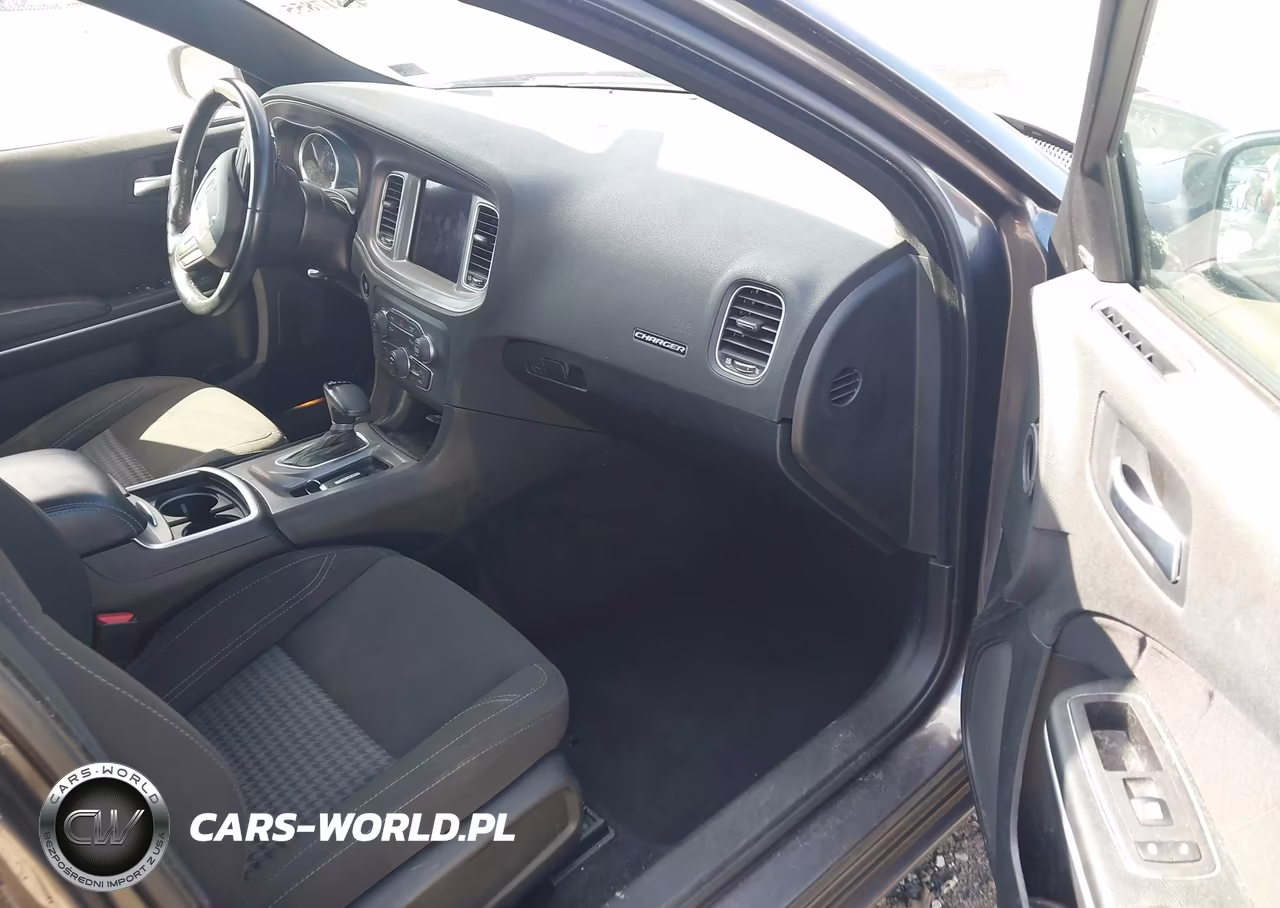2023 Dodge Charger Sxt VIN:2C3CDXBG2PH563887 - 5