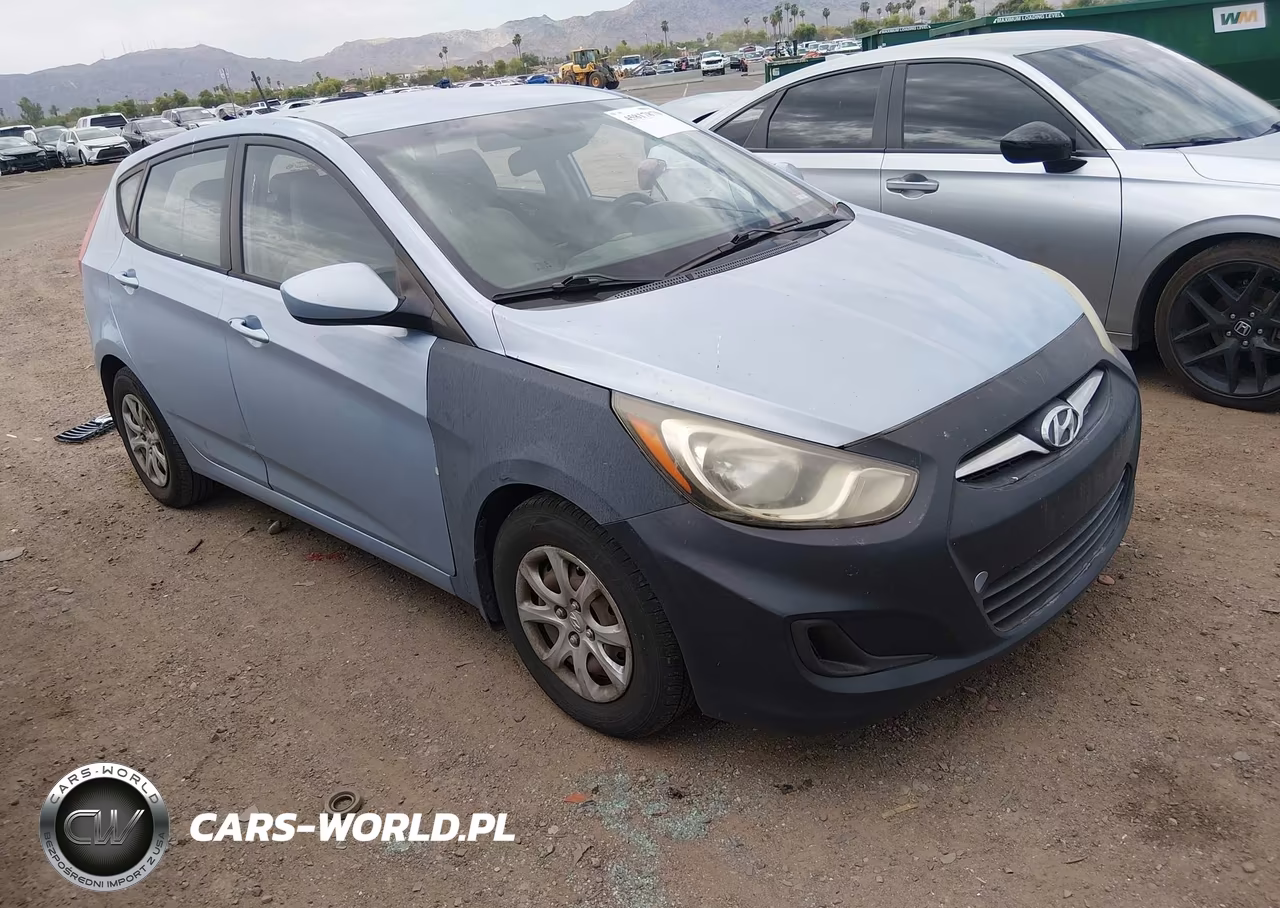 2012 Hyundai Accent Gs