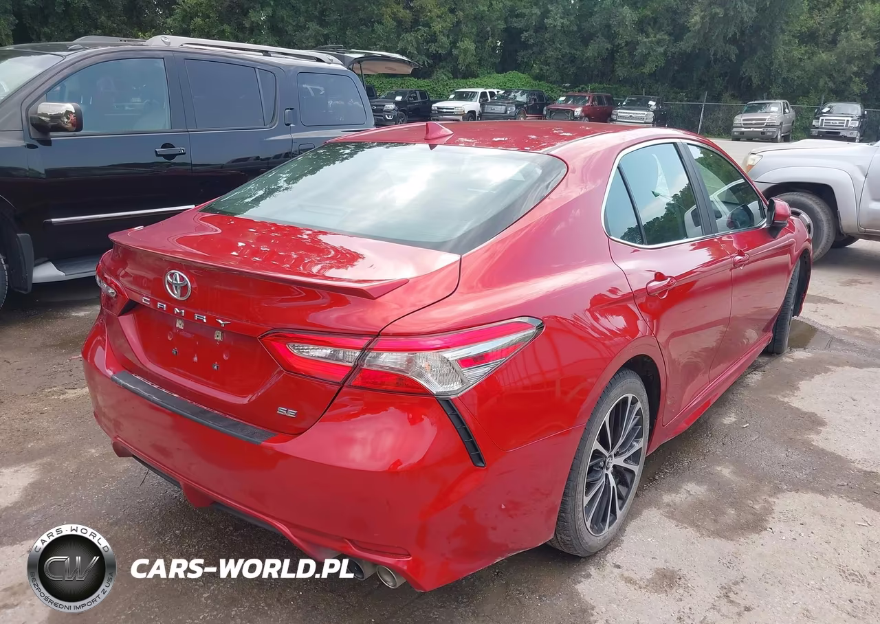 2019 Toyota Camry Se VIN:4T1B11HK1KU213807 - 4