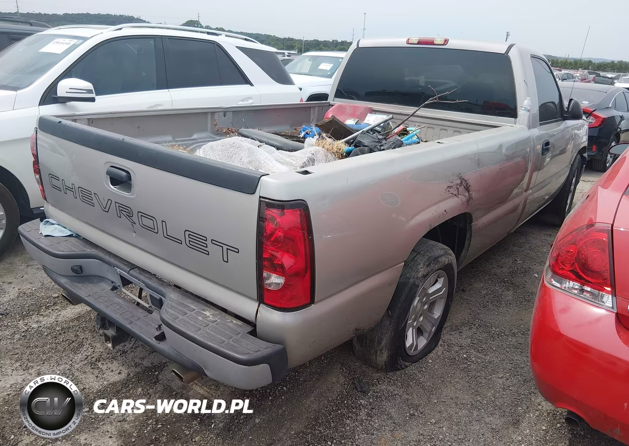 2007 Chevrolet Silverado 1500 Classic Work Truck VIN:1GCEC14Z87Z154814 - 4