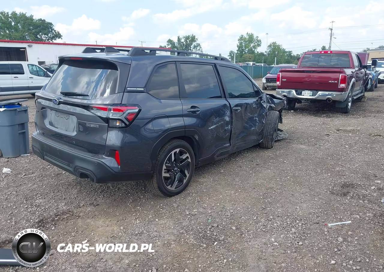 2025 Subaru Forester Limited Hybrid VIN:JF2SLSRD0SH404519 - 4