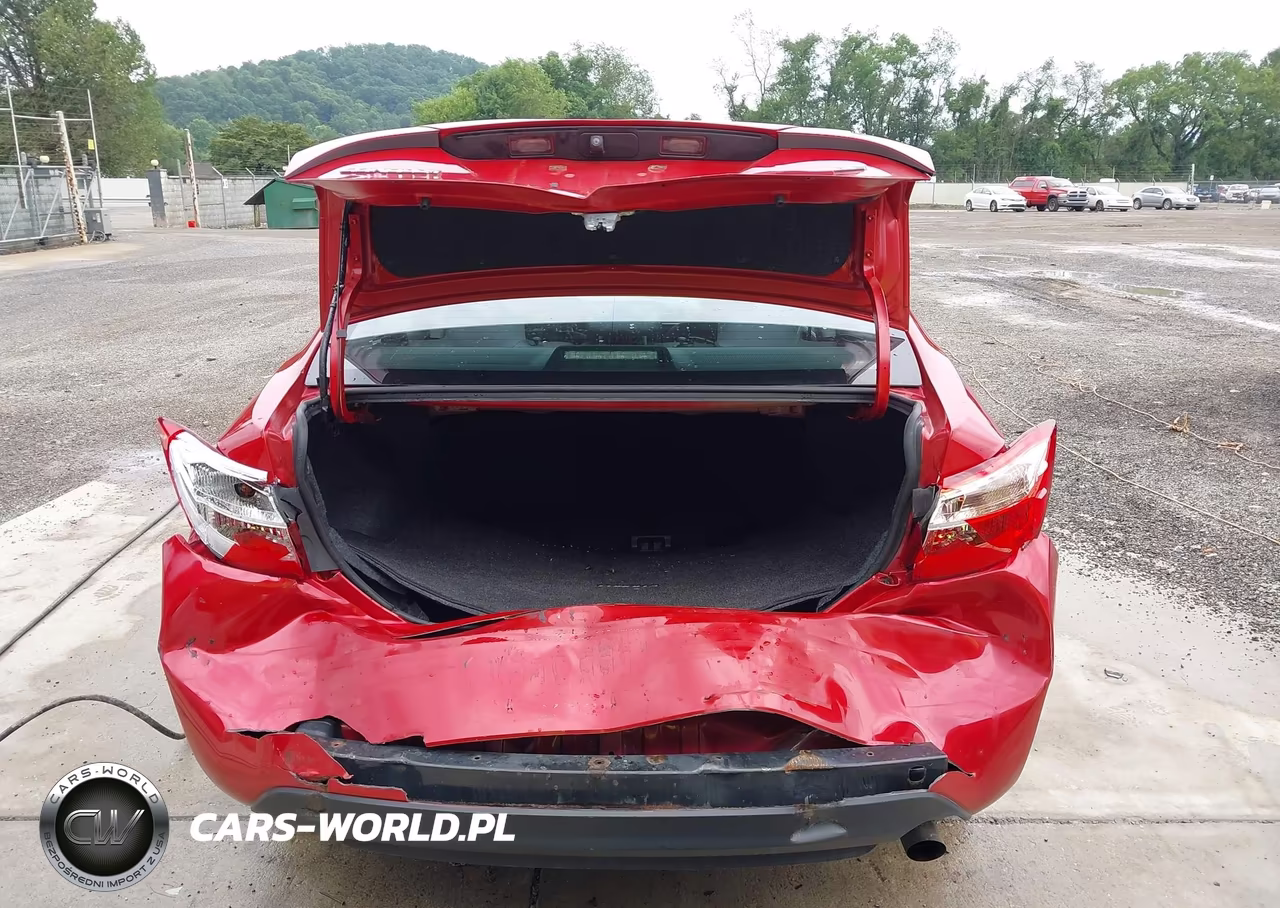 2017 Toyota Corolla Le VIN:2T1BURHEXHC862192 - 17
