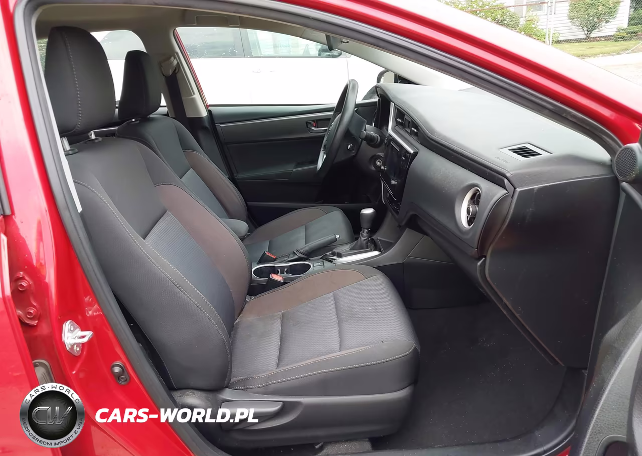2017 Toyota Corolla Le VIN:2T1BURHEXHC862192 - 5