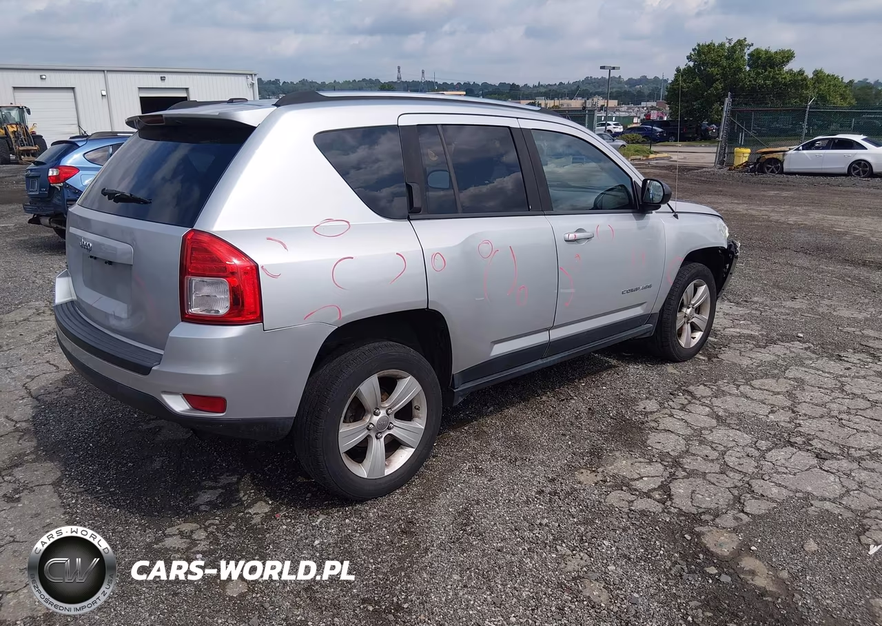 2012 Jeep Compass Sport VIN:1C4NJDBB8CD566865 - 4
