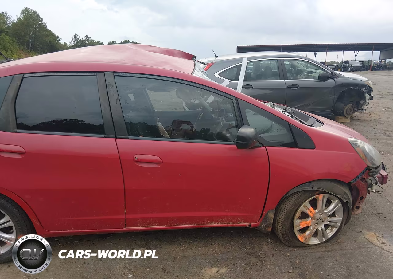2010 Honda Fit VIN:JHMGE8H2XAC010747 - 16