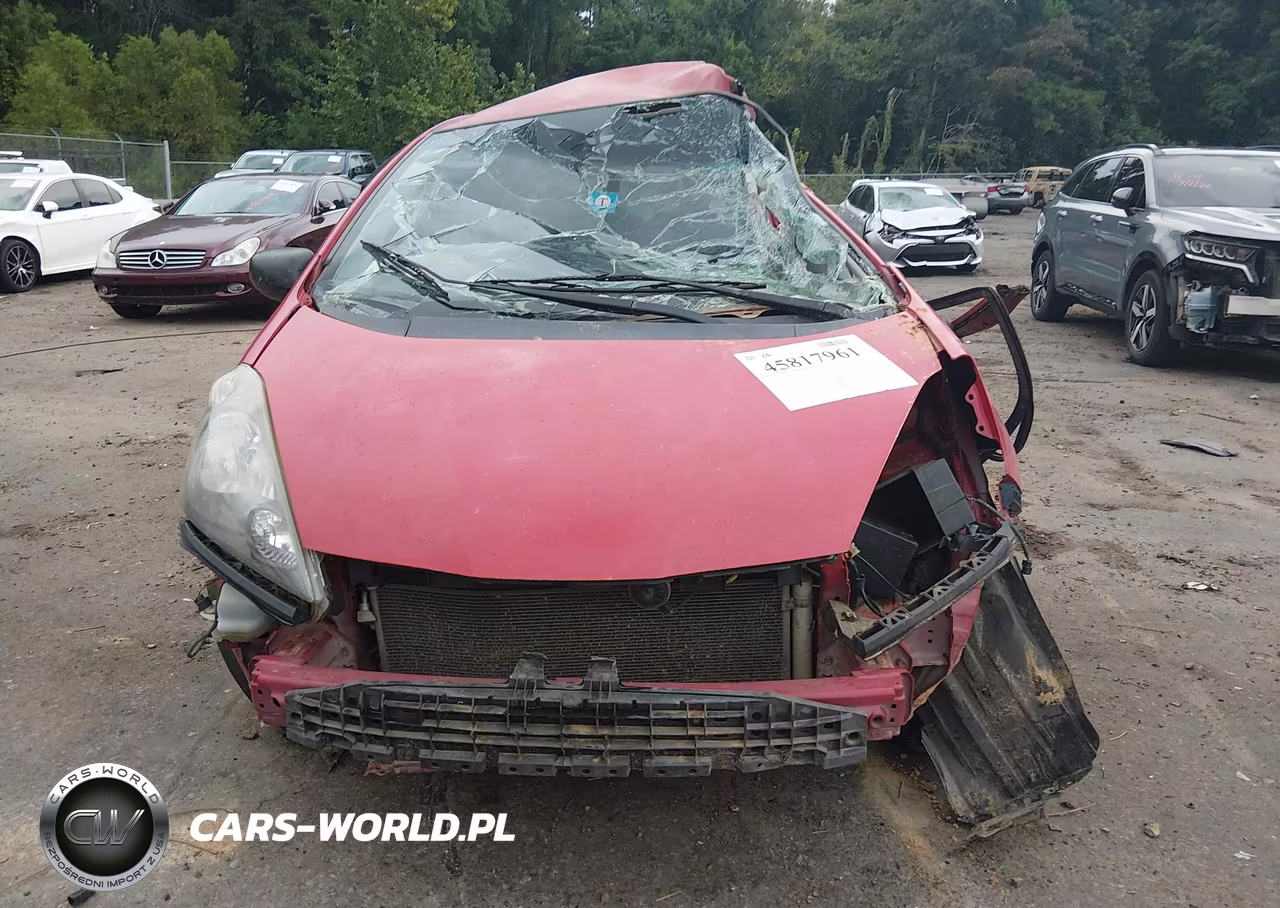 2010 Honda Fit VIN:JHMGE8H2XAC010747 - 6