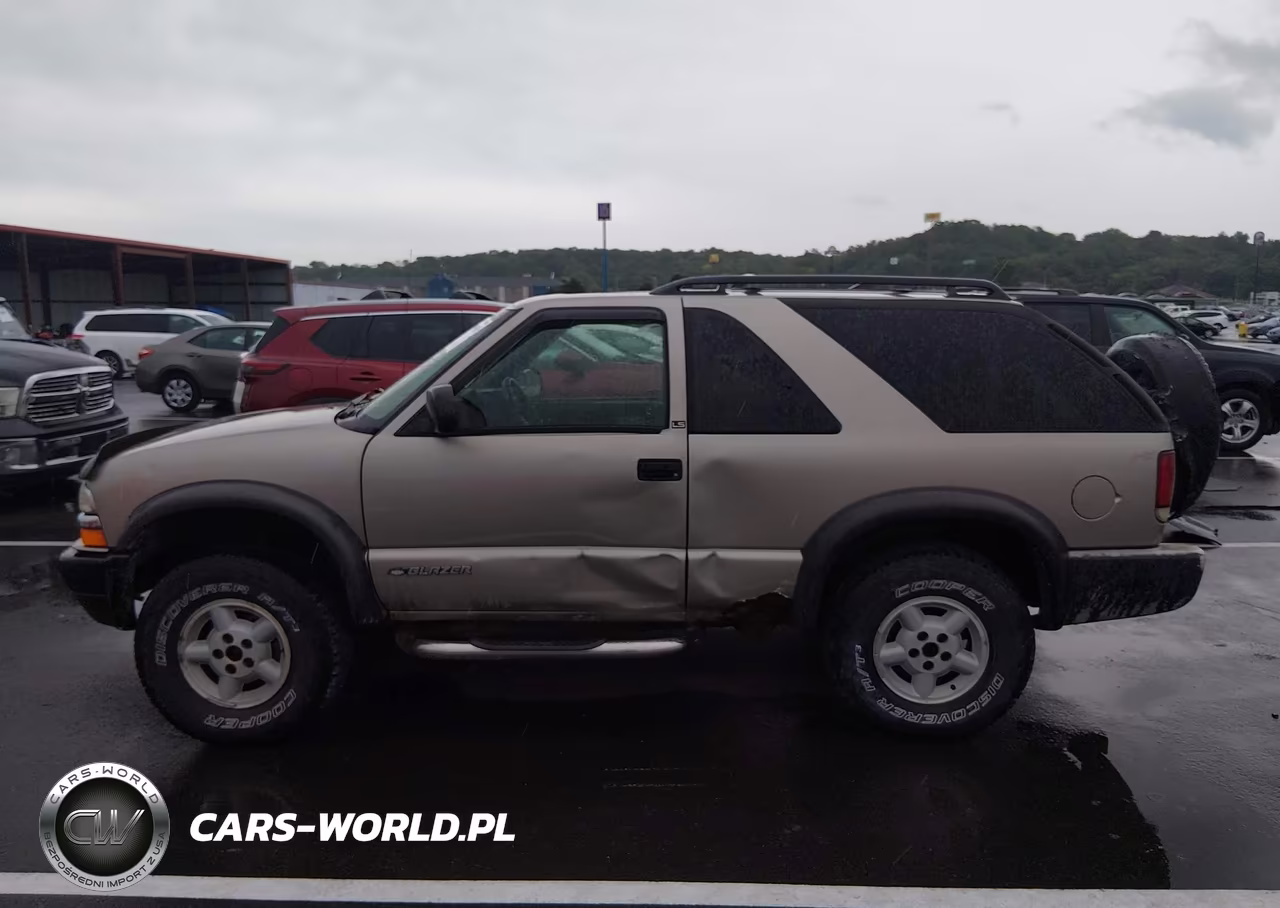 2000 Chevrolet Blazer Ls VIN:1GNCT18W3YK206259 - 14