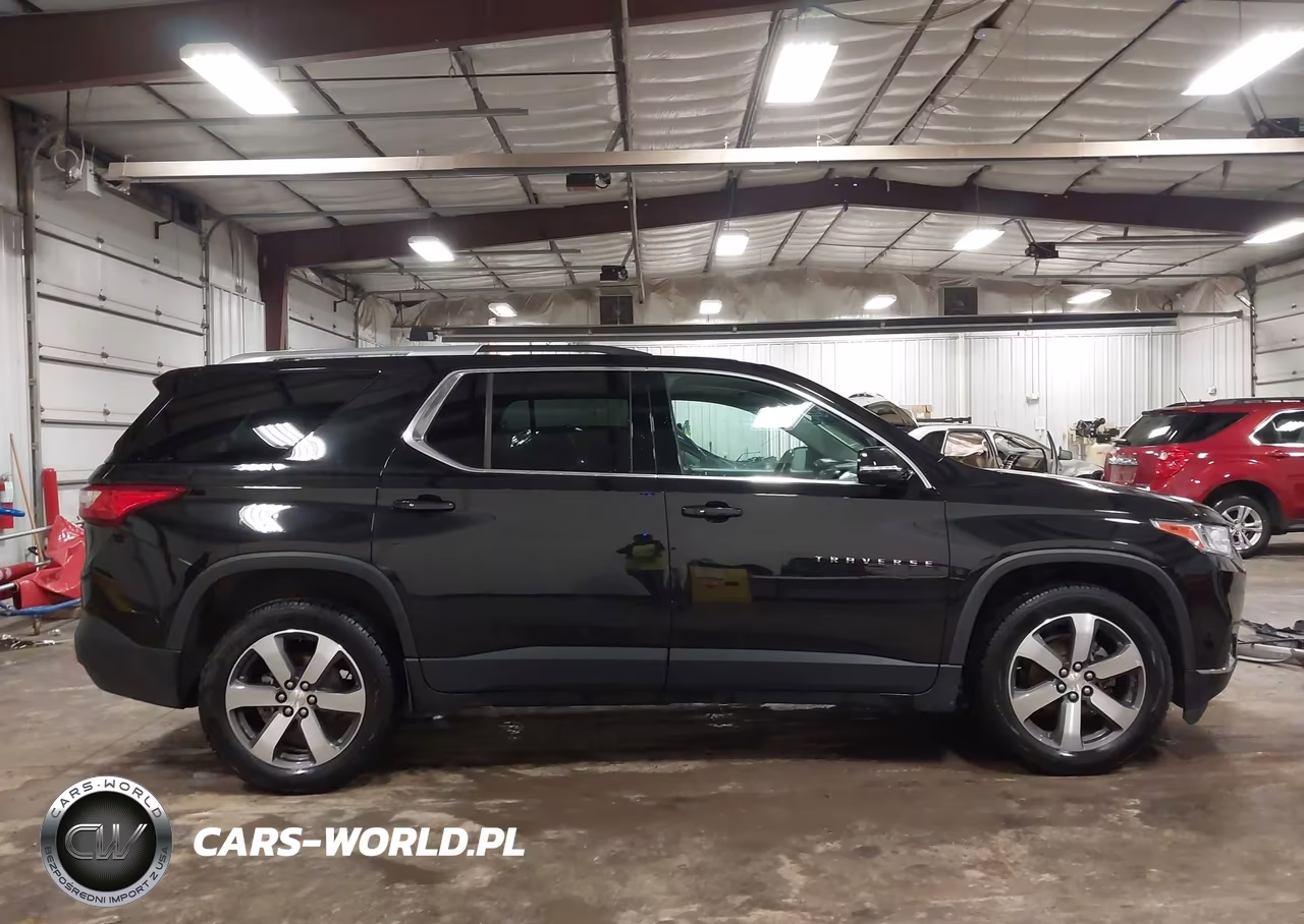 2018 Chevrolet Traverse Lt Leather VIN:1GNEVHKW5JJ195197 - 13