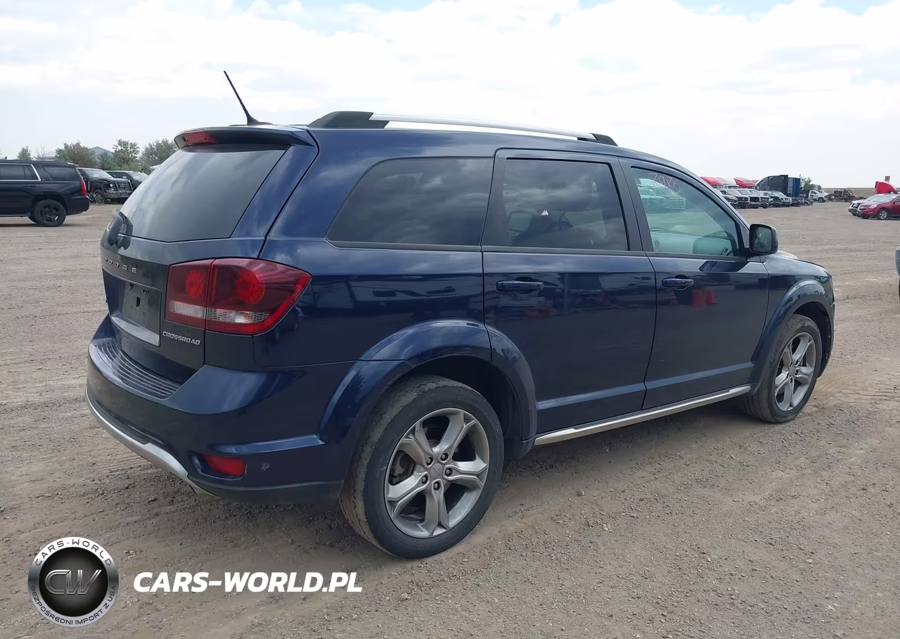2017 Dodge Journey Crossroad VIN:3C4PDCGG7HT548227 - 4