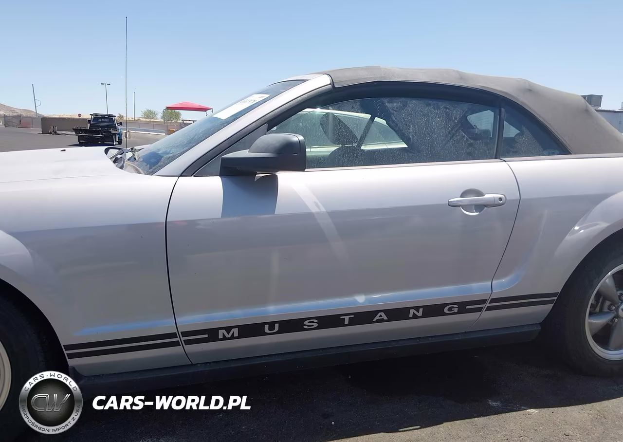 2005 Ford Mustang VIN:1ZVFT84N055199113 - 6