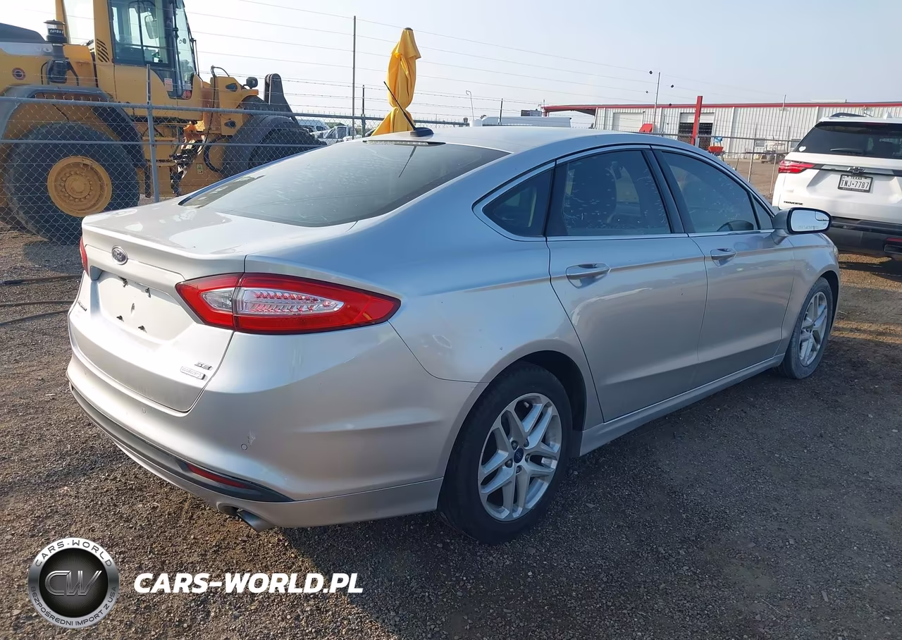 2015 Ford Fusion Se VIN:3FA6P0HD1FR150078 - 4