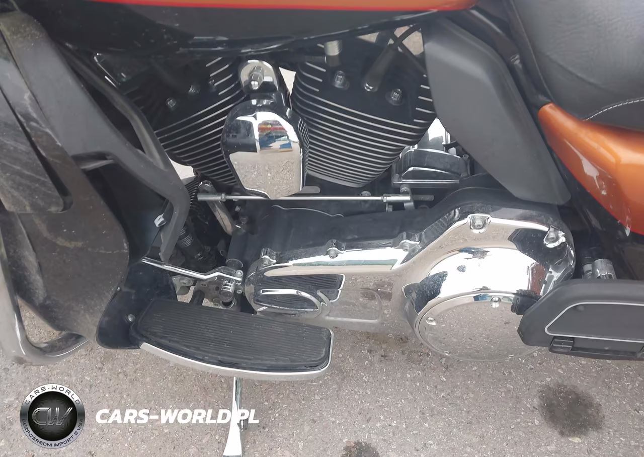 2014 Harley-Davidson Flhtk Electra Glide Ultra Ltd VIN:1HD1KEL11EB708736 - 9
