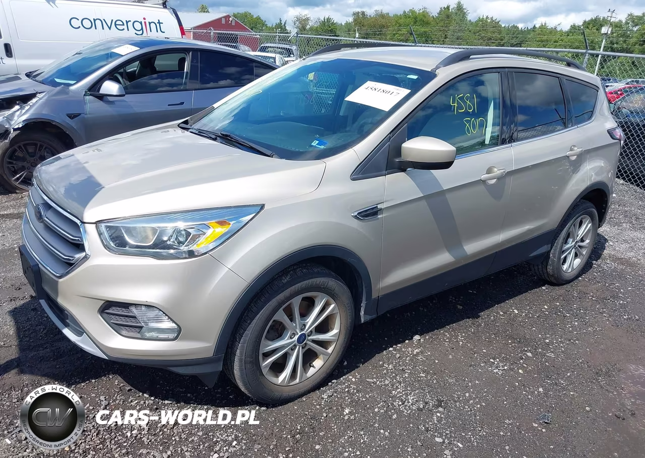 2017 Ford Escape Se VIN:1FMCU9GD2HUC19623 - 2
