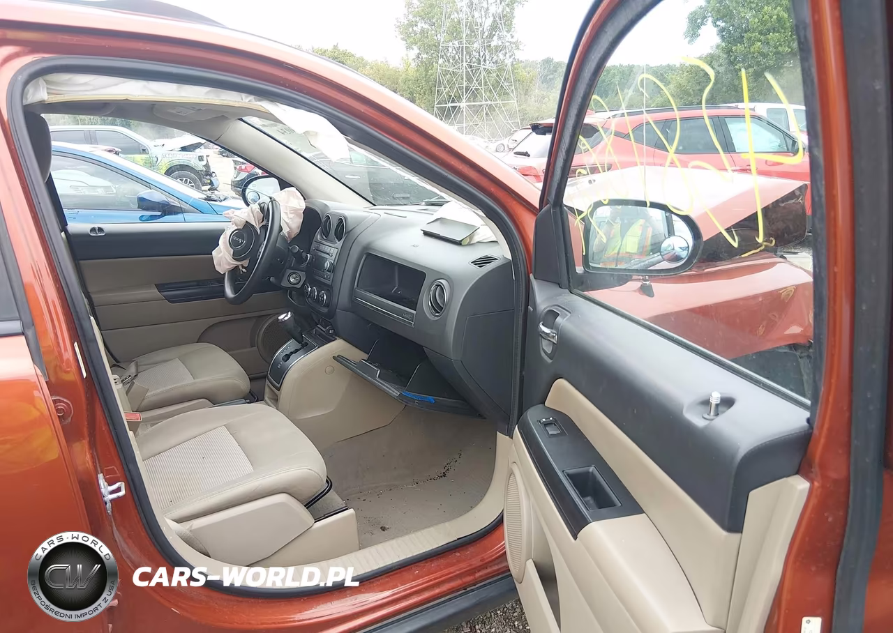 2012 Jeep Compass Sport VIN:1C4NJCBB6CD602949 - 5