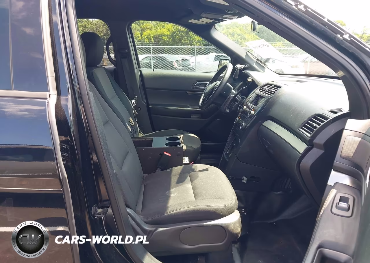 2017 Ford Utility Police Interceptor VIN:1FM5K8AR0HGD22597 - 5