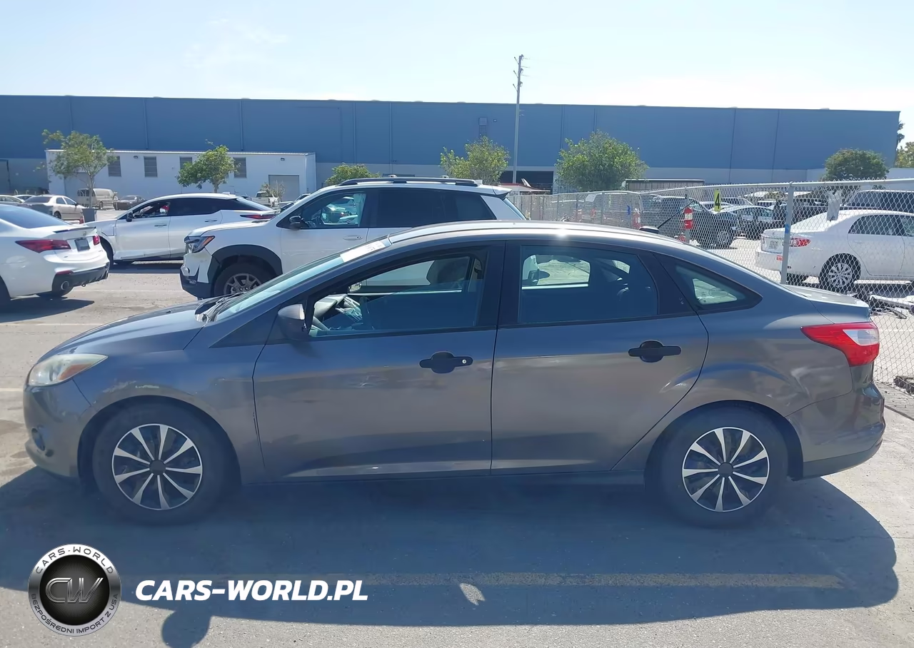 2014 Ford Focus S VIN:1FADP3E25EL169631 - 14
