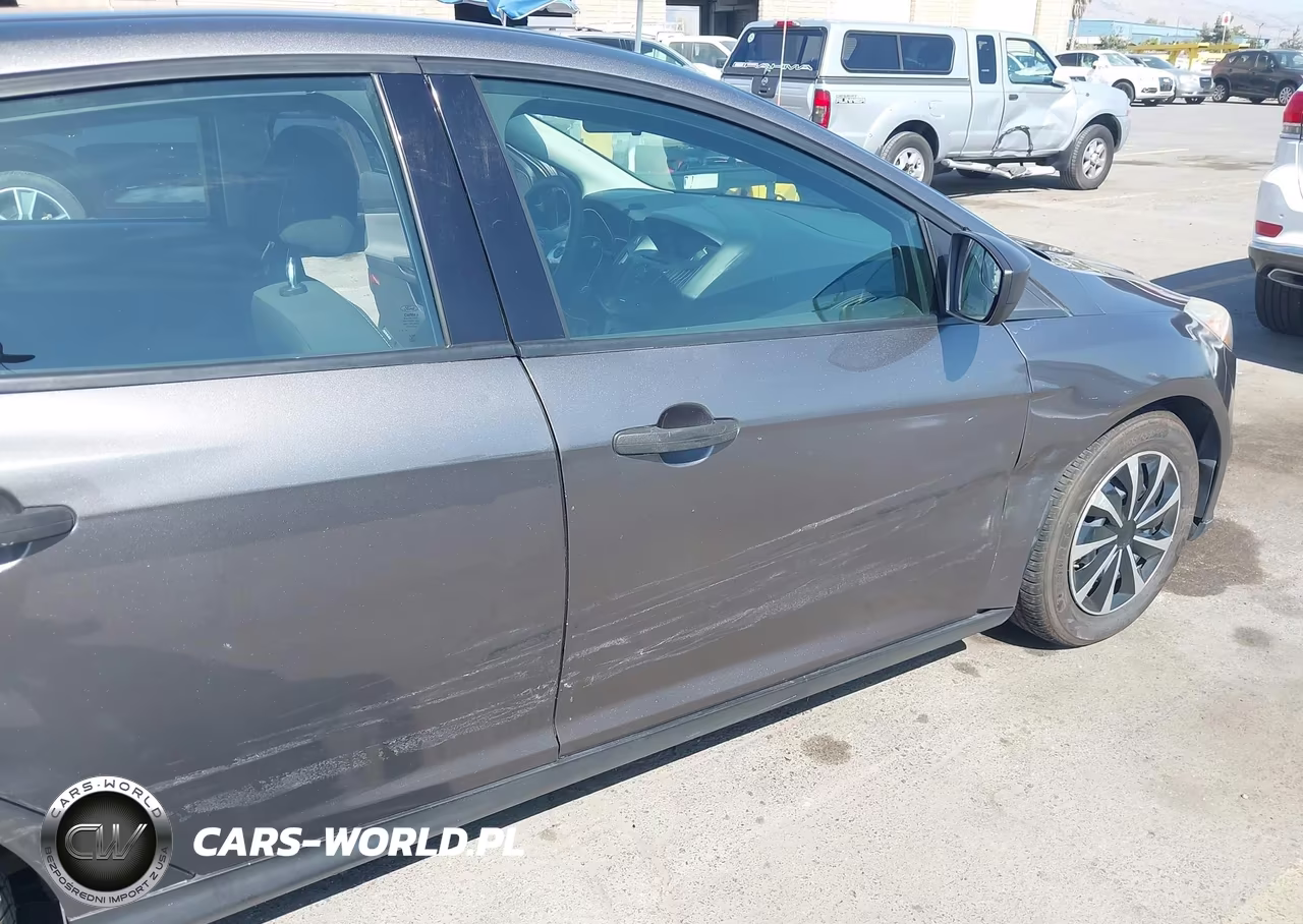 2014 Ford Focus S VIN:1FADP3E25EL169631 - 6
