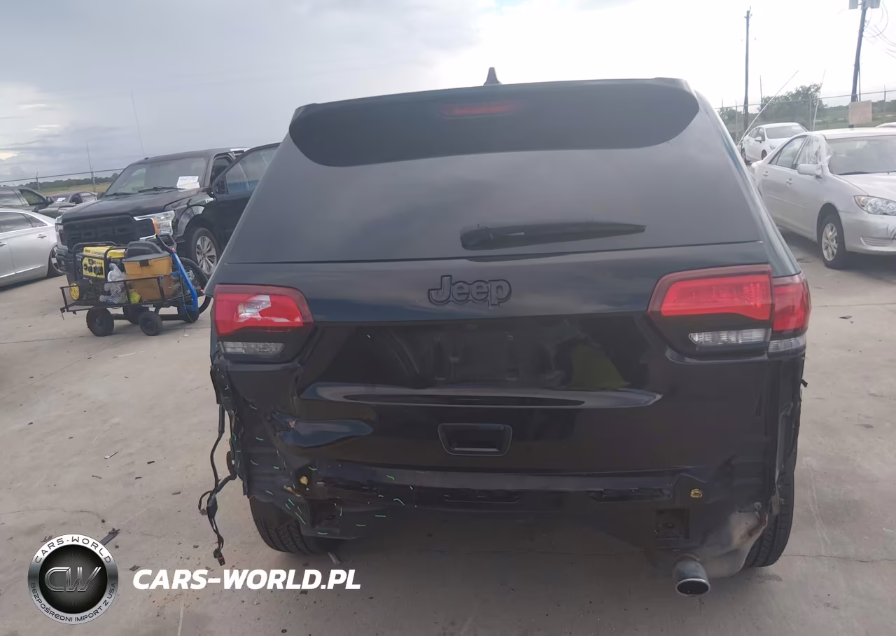 2018 Jeep Grand Cherokee Altitude 4X2 VIN:1C4RJEAG9JC403892 - 16