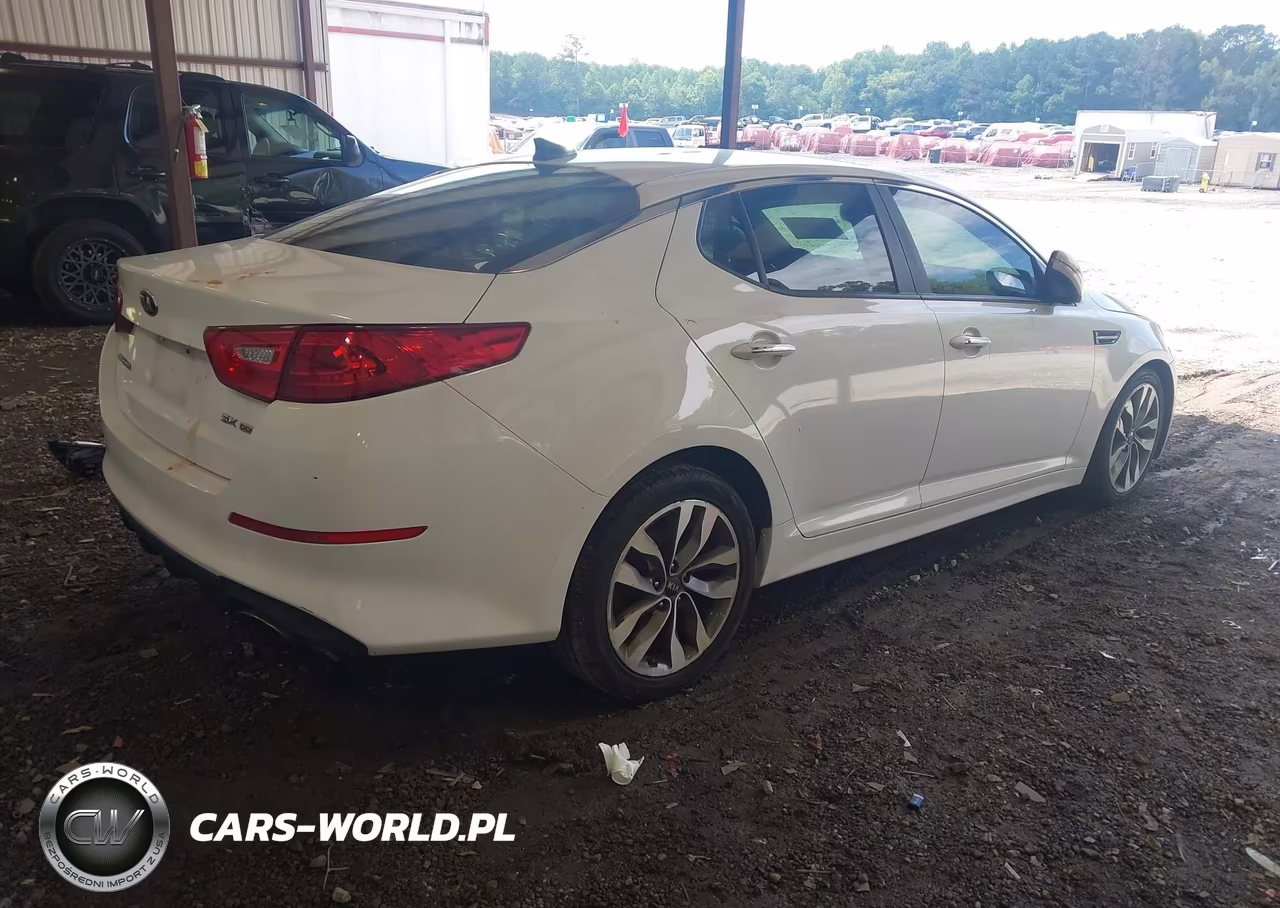 2015 Kia Optima Sx VIN:5XXGR4A74FG360581 - 4