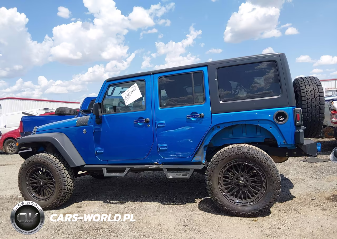 2016 Jeep Wrangler Unlimited Sport VIN:1C4BJWDG7GL224455 - 15
