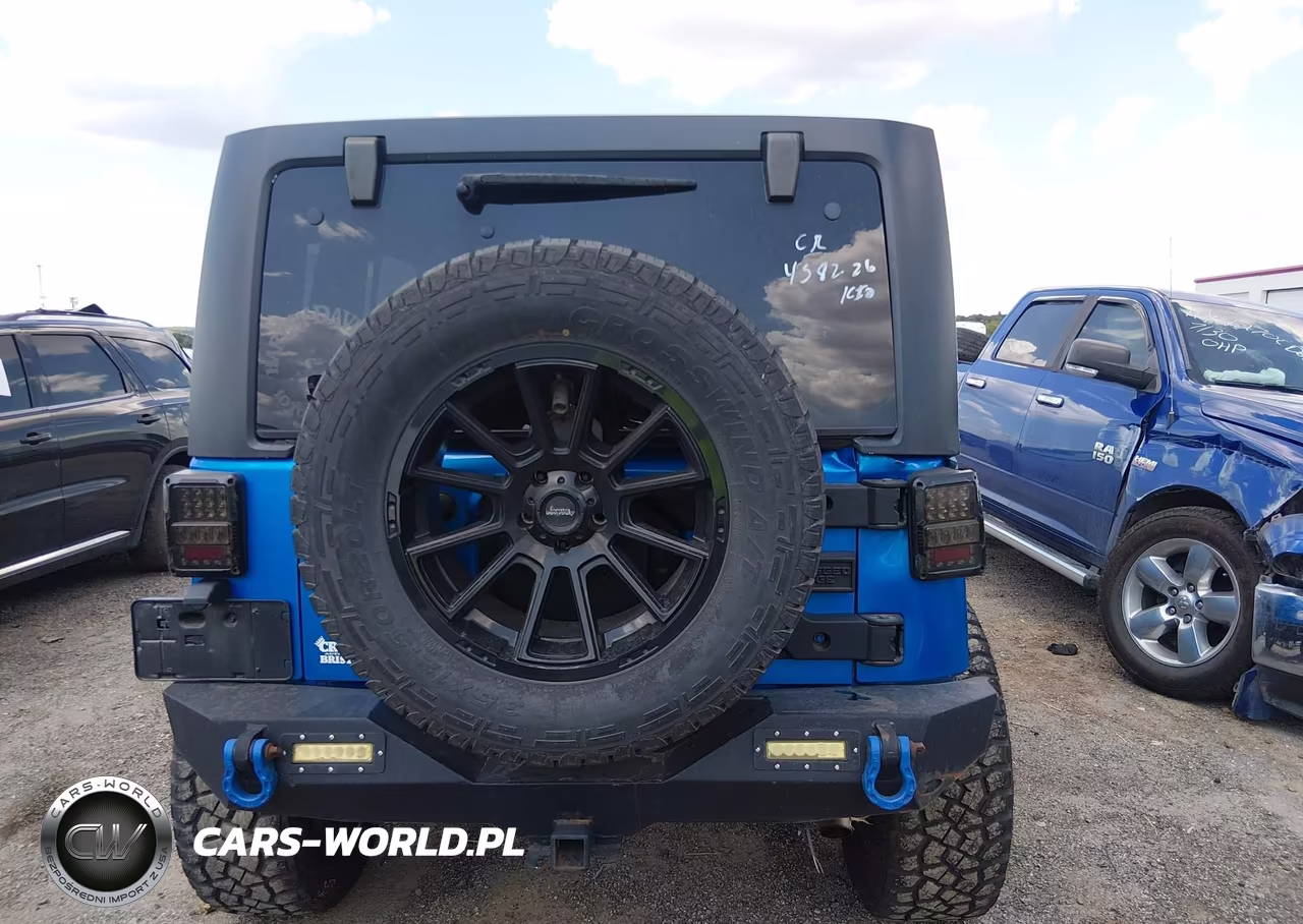 2016 Jeep Wrangler Unlimited Sport VIN:1C4BJWDG7GL224455 - 17