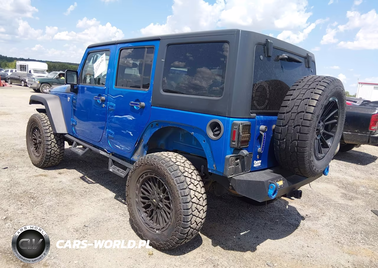 2016 Jeep Wrangler Unlimited Sport VIN:1C4BJWDG7GL224455 - 3