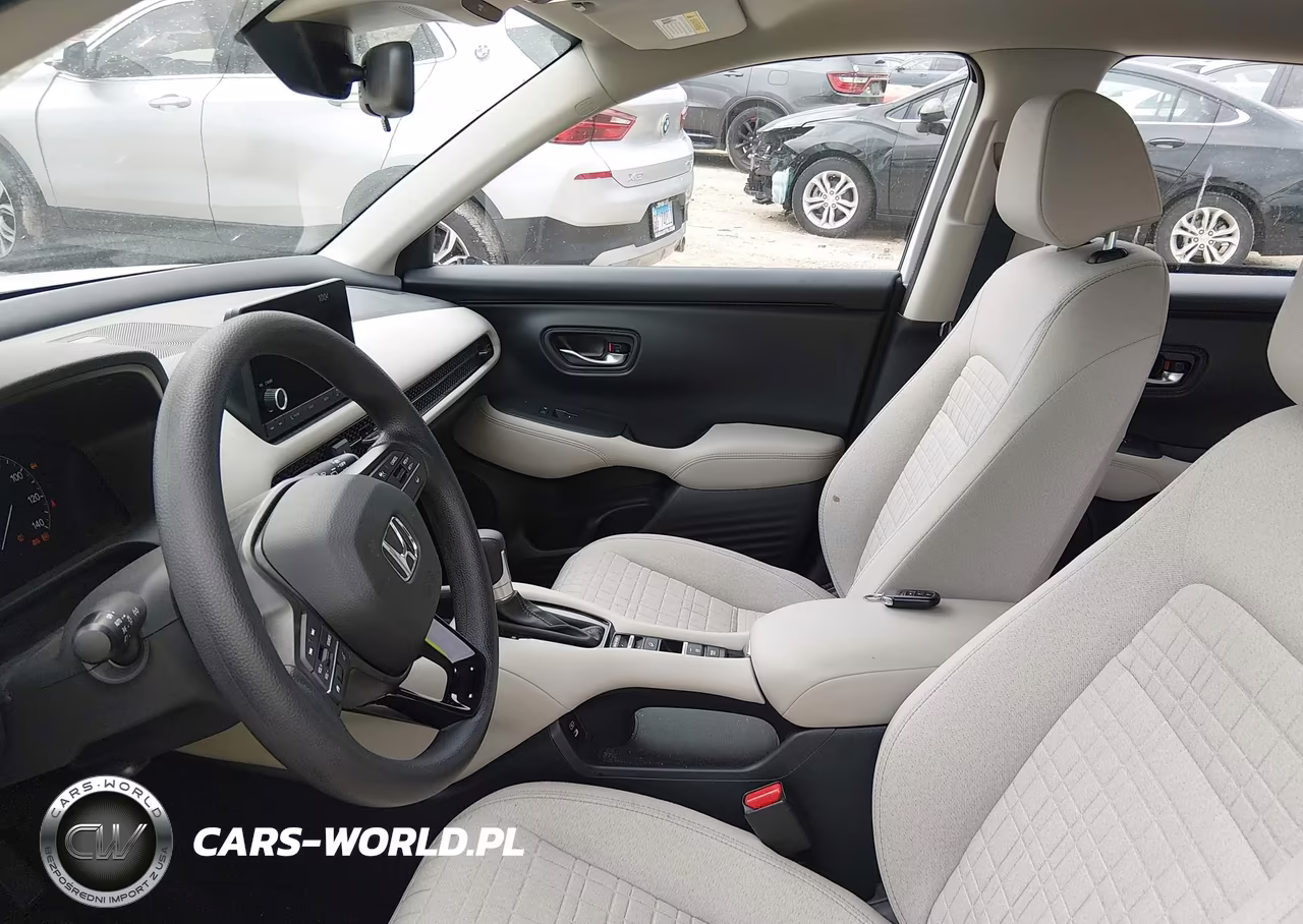 2025 Honda Hr-V Awd Lx VIN:3CZRZ2H31SM722949 - 5