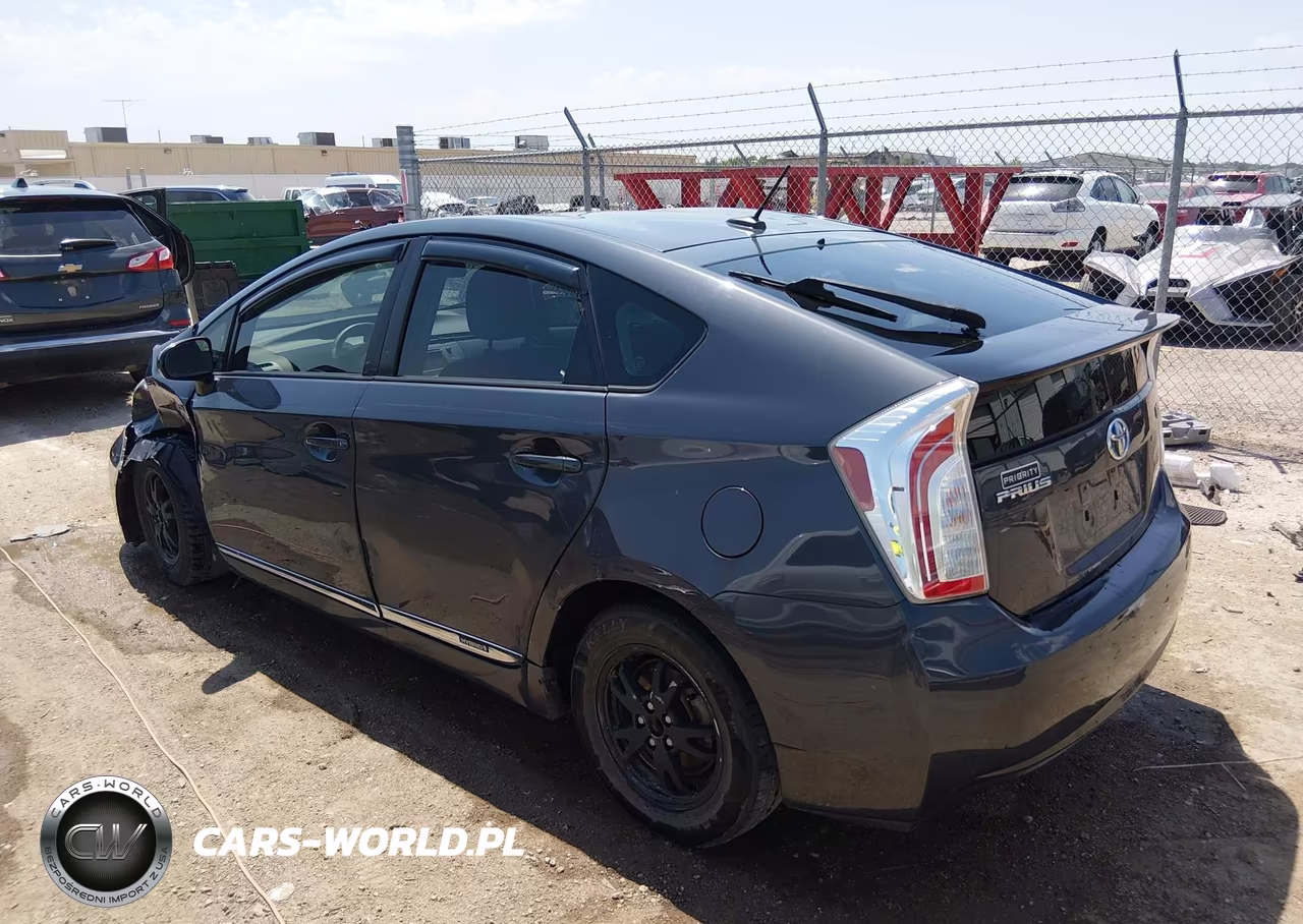 2015 Toyota Prius VIN:JTDKN3DU7F1875703 - 3
