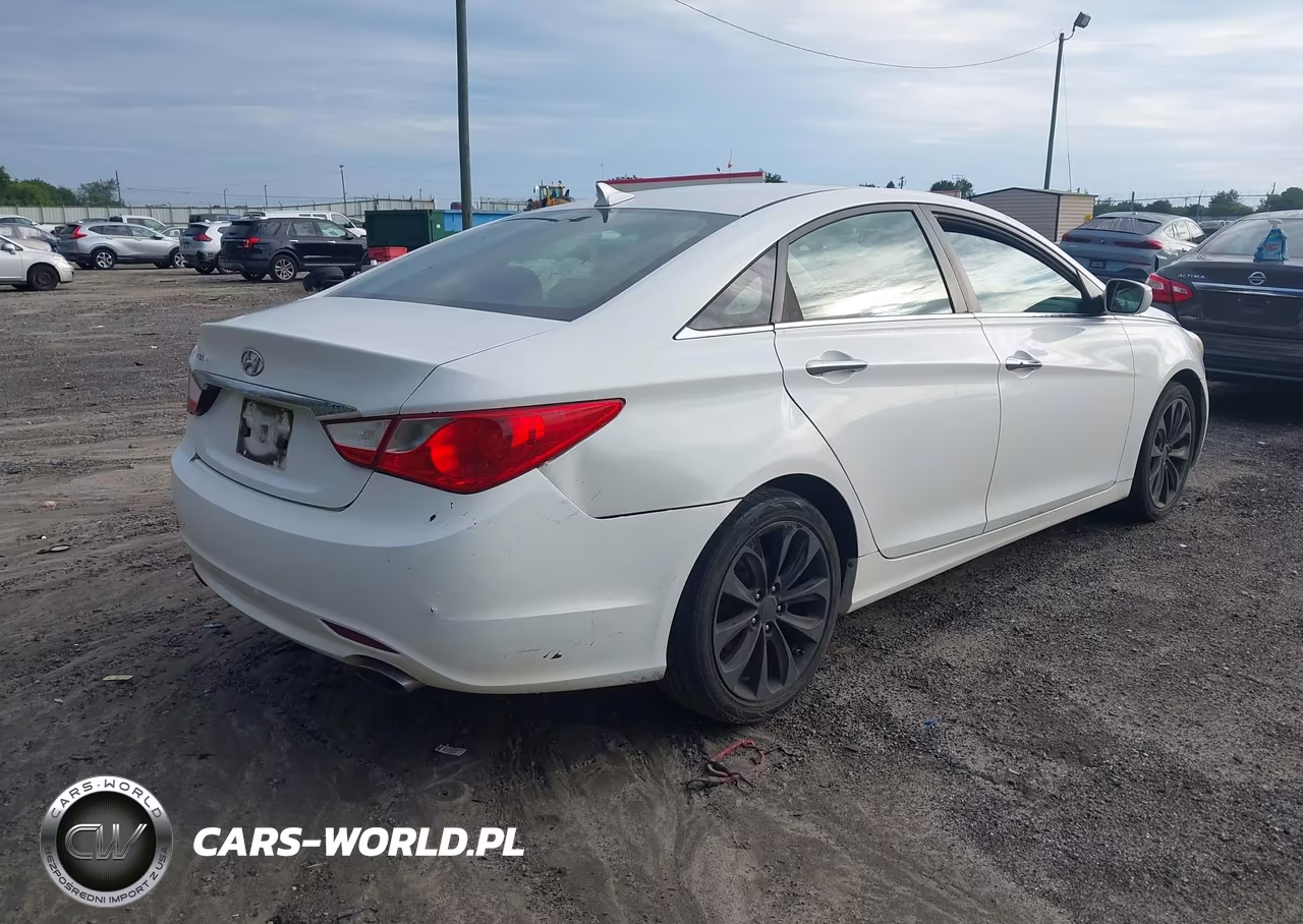 2011 Hyundai Sonata Se VIN:5NPEC4AC4BH235021 - 4